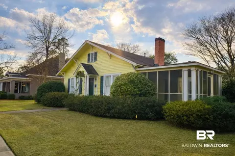 423 Evergreen Ave, Brewton, AL 36426