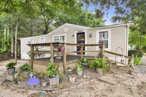 1854 Suavez Dr, Lillian, AL 36549