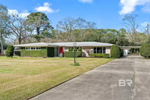 410 W Verbena Ave, Foley, AL 36535