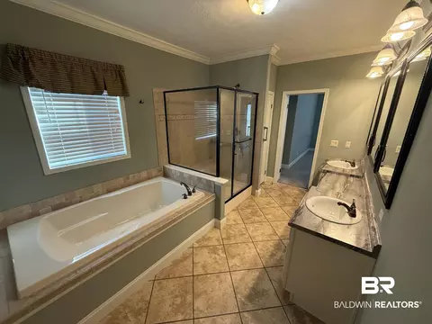 Bath - 1274 Caney Loop, Lillian, AL 36549 photo 2 of 3