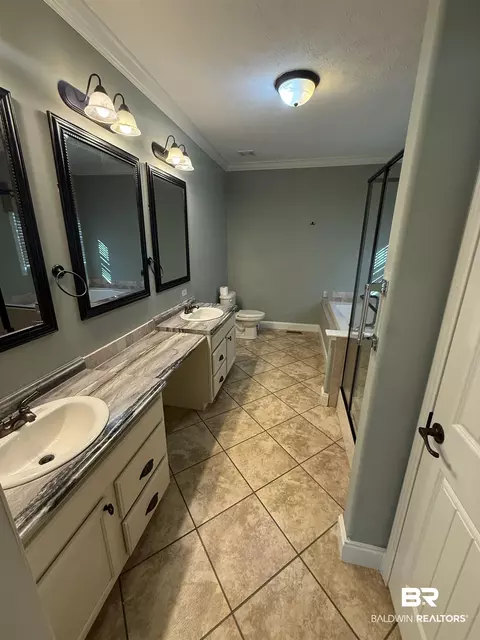 Bath - 1274 Caney Loop, Lillian, AL 36549 photo 1 of 3