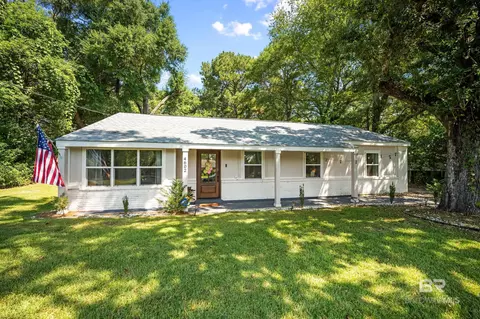4602 N Sunset Dr, Mobile, AL 36608