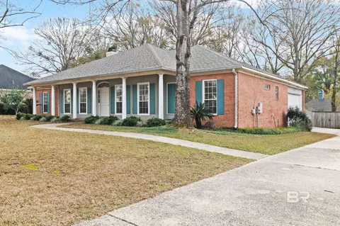 7693 Pembroke Cir, Mobile, AL 36695