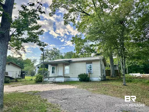 504 Alco Dr, Brewton, AL 36426