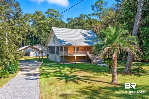 9822 Beach Rd, Foley, AL 36535