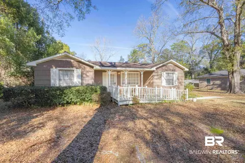 308 Valley Rd, Chickasaw, AL 36611 photo 2