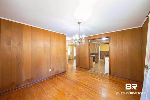 308 Valley Rd, Chickasaw, AL 36611 photo 13