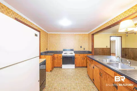 308 Valley Rd, Chickasaw, AL 36611 photo 15