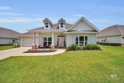 388 Apollo Ave, Gulf Shores, AL 36542
