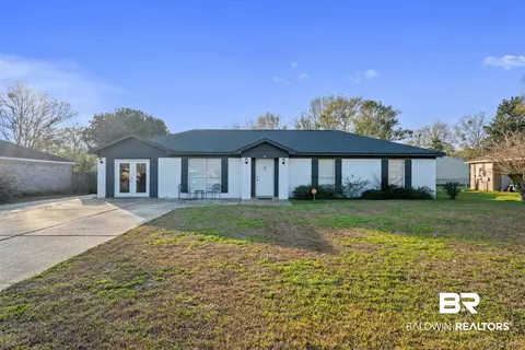 41 Magnolia Cir, Foley, AL 36535