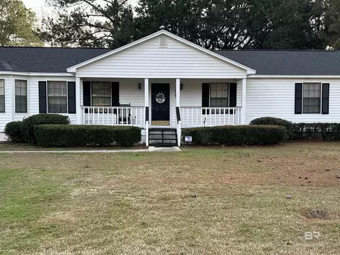 2025 N Marion Dr, Mount Vernon, AL 36560
