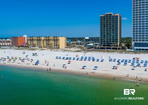 533 W Beach Blvd #404, Gulf Shores, AL 36542