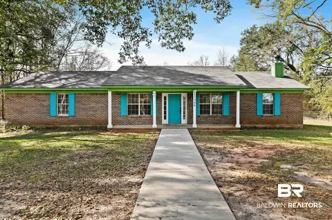17366 Old Brady Rd, Bay Minette, AL 36507