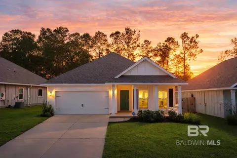 379 N Landward Dr, Gulf Shores, AL 36542