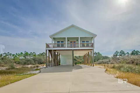 6680 Driftwood Dr, Gulf Shores, AL 36542