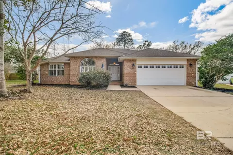 10675 Aloe Ln, Lillian, AL 36549