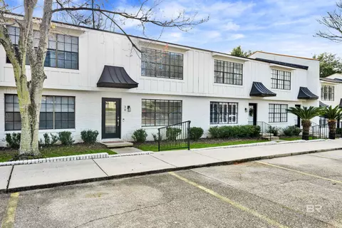 314 Gayfer Ct #20, Fairhope, AL 36532