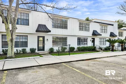 314 Gayfer Ct #20, Fairhope, AL 36532