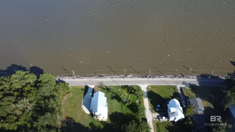 3784 Bay Front Rd, Mobile, AL 36605 photo 4