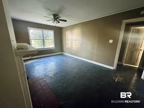 177 Glenn Ave, Mobile, AL 36606 photo 2