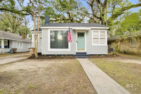109 Mohawk St, Mobile, AL 36606 photo 2