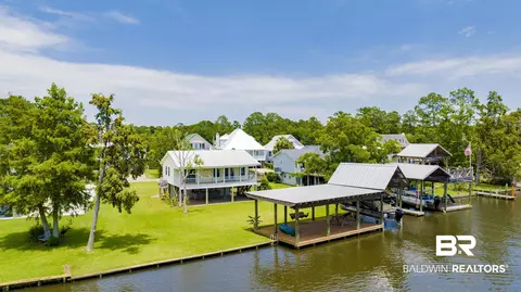 15851 Keeney Dr, Fairhope, AL 36532