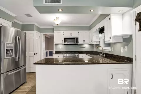 5770 Chester Ct, Mobile, AL 36609 photo 8