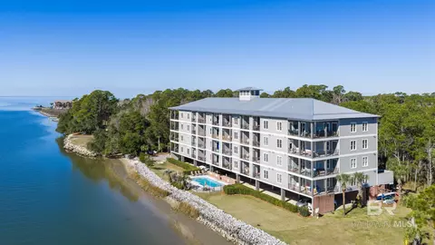 3944 Todd Ln #802, Gulf Shores, AL 36542