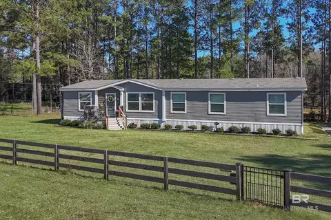 8630 Allison Ln, Wilmer, AL 36587