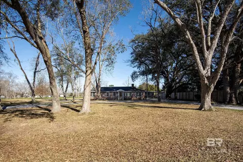 19989 N County Road 62, Robertsdale, AL 36567