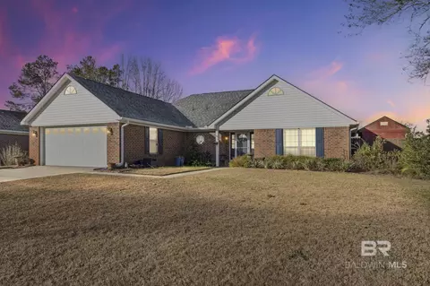 808 Orchard Ln, Foley, AL 36535