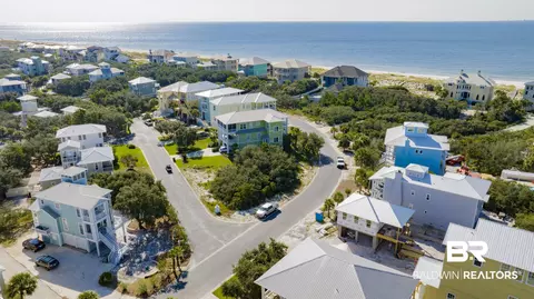 7134 Blue Heron Cv, Gulf Shores, AL 36542
