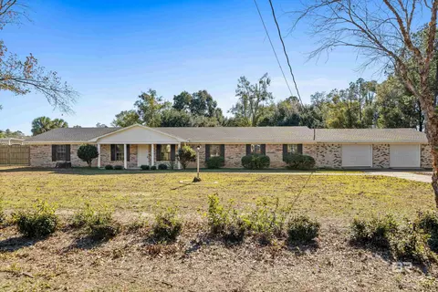 7741 Simmons Dr, Foley, AL 36535