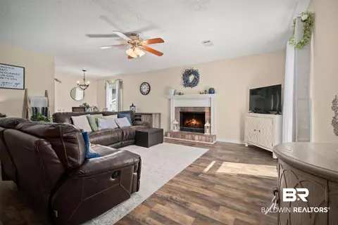 8760 Whittington Dr, Mobile, AL 36695 photo 5