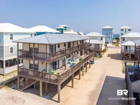1964 W Beach Blvd #7, Gulf Shores, AL 36542