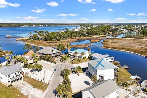 216 Shoreland Cir #B, Gulf Shores, AL 36542