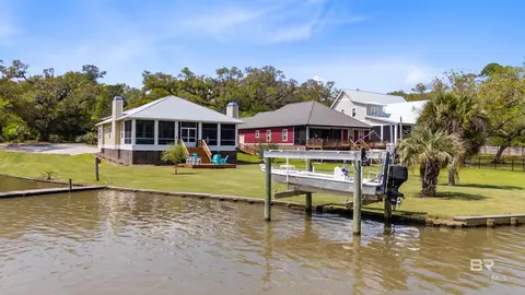 7430 Coopers Landing Rd, Foley, AL 36535