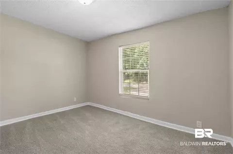 507 E Heritage Dr, Mobile, AL 36609 photo 4