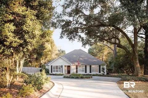 455 S Section St, Fairhope, AL 36532