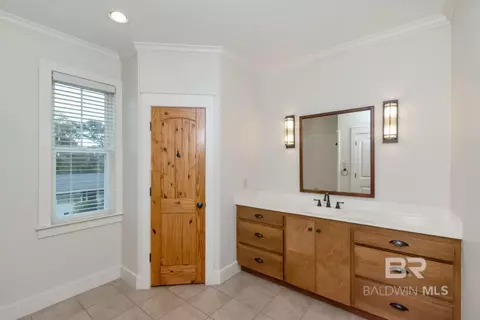 Bath - 4 Rose Ave, Mobile, AL 36608 photo 3 of 3