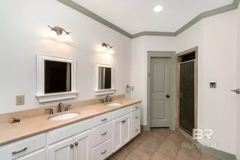 Bath - 4 Rose Ave, Mobile, AL 36608 photo 2 of 3