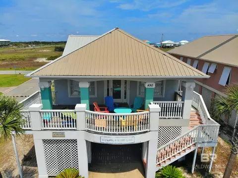 490 Harbor Light Ln, Gulf Shores, AL 36542