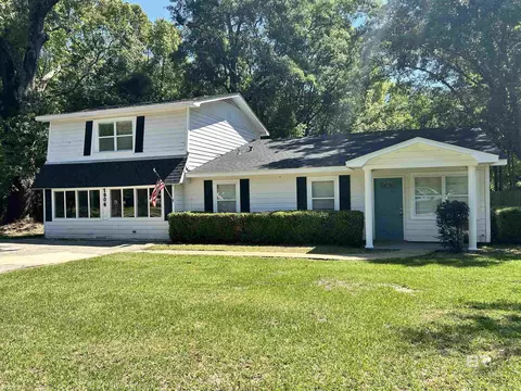 1906 Elaine Ave, Bay Minette, AL 36507