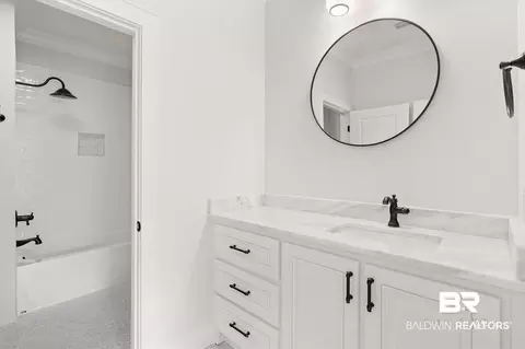Bath - 5488 S Hilltop Dr, Mobile, AL 36608 photo 5 of 5