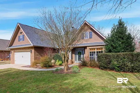 729 Whittington Ave, Fairhope, AL 36532