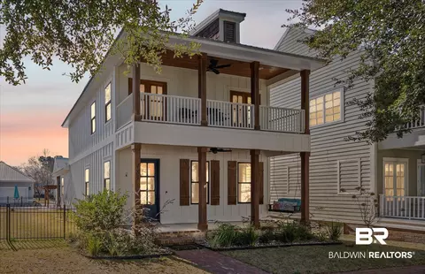 485 Orleans St, Gulf Shores, AL 36542