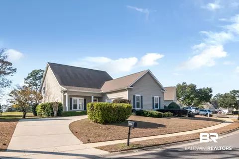 30585 Pine Ct, Daphne, AL 36526
