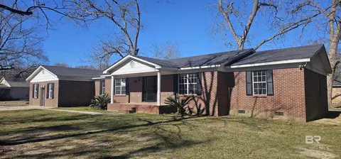 151 Bullard St, Atmore, AL 36502