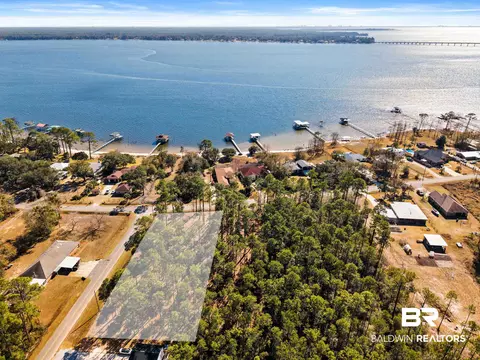 35631 Boykin Blvd, Lillian, AL 36549