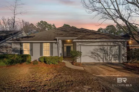 1263 E Smithfield Rd, Mobile, AL 36695